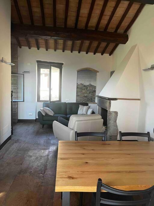 Medieval Tower In Umbria With Swimming Pool Montelagello Exterior photo
