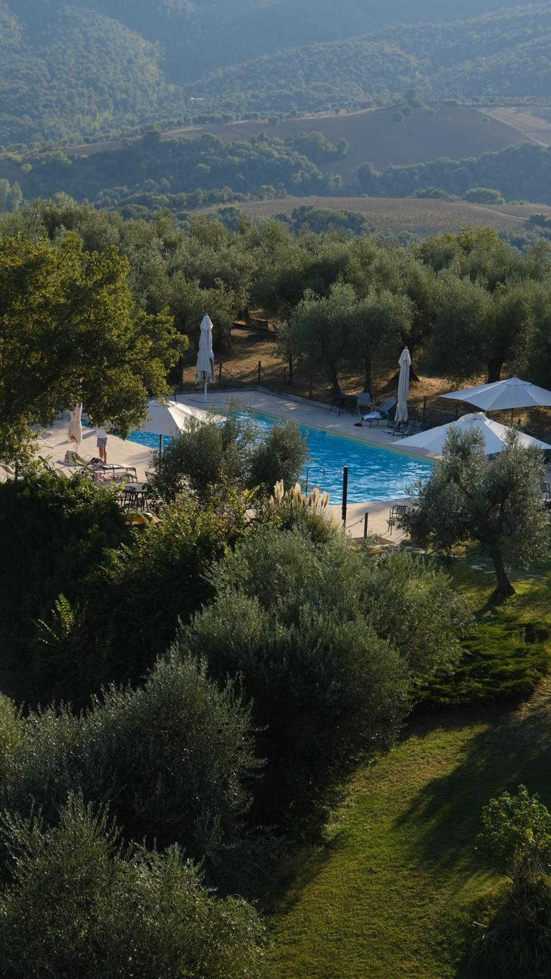 Medieval Tower In Umbria With Swimming Pool Montelagello Exterior photo